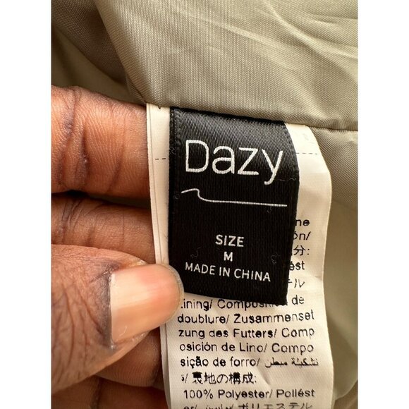 Dazy Oversized Short Puffer Jacket M Beige Full Zip Stand Collar Drawstring Hem - Picture 4 of 10